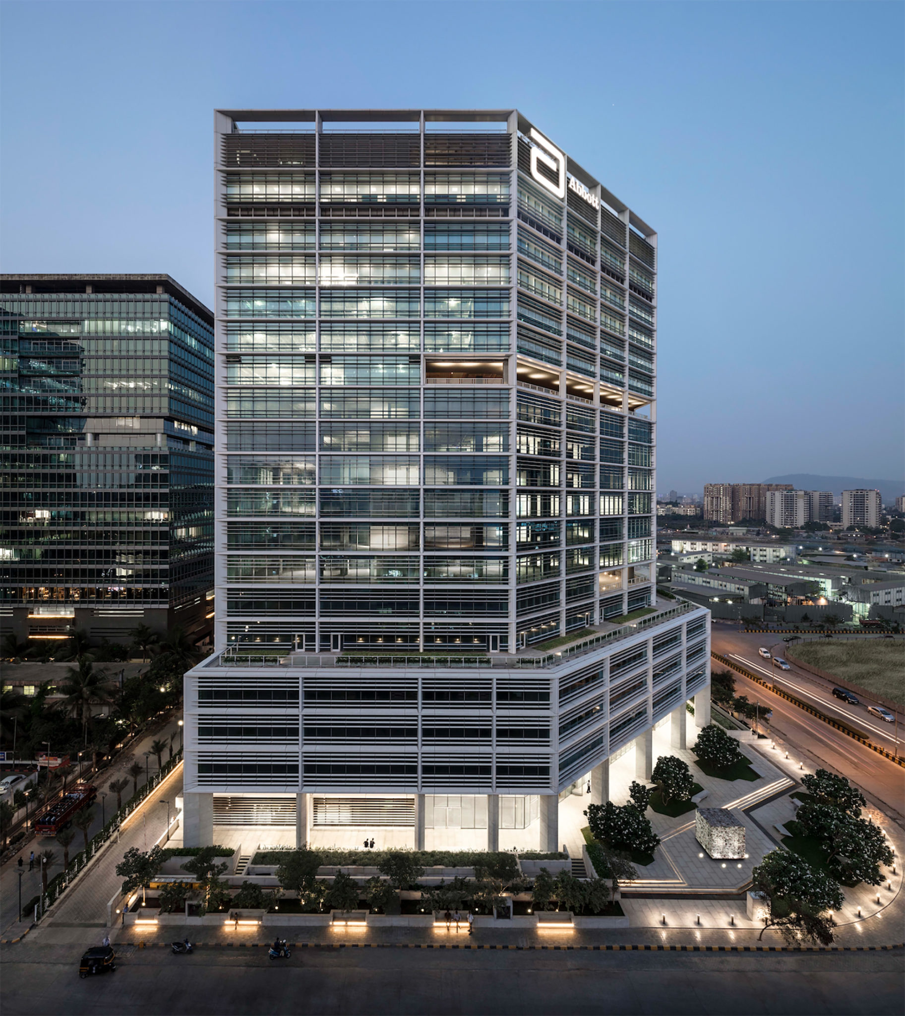 Godrej BKC - Avante Facades